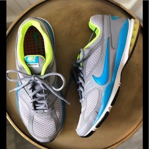 NIKE AIR MAX PROSPER TRAINING RUNNING SHOES. 8.5